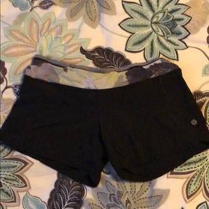 Lululemon shorts size 6